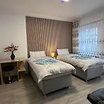 Oppiner Strasse 14 Trotha Apartamento *