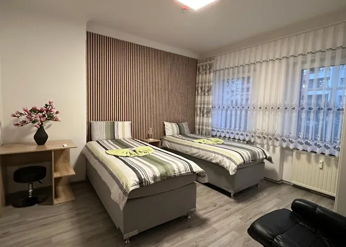 Oppiner Strasse 14 Trotha * Halle (Saale)